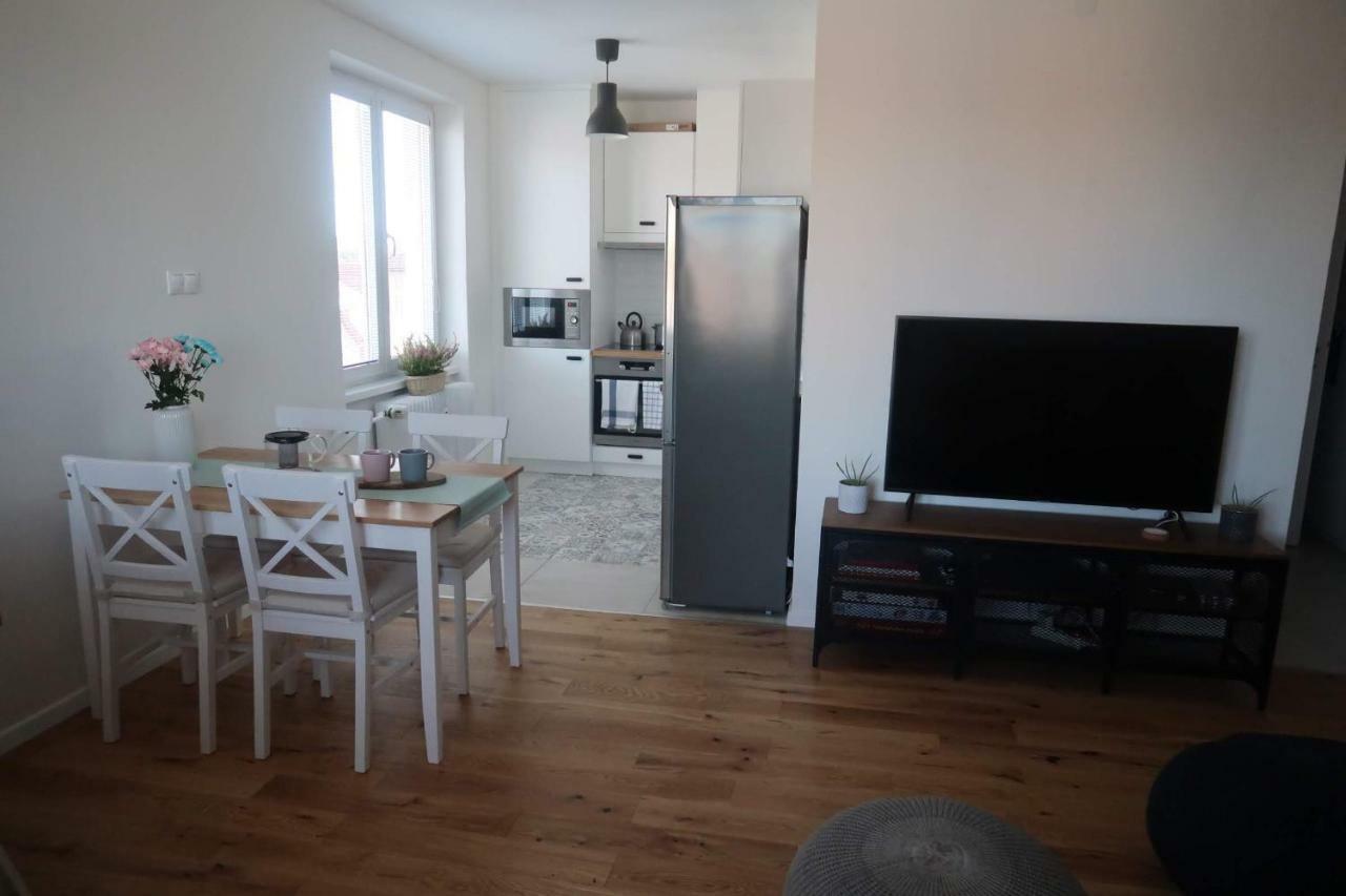 Hniezdo V Raji 1 - Luxurious Apartment 3 Min Walk To City Center Spišská Nová Ves Buitenkant foto